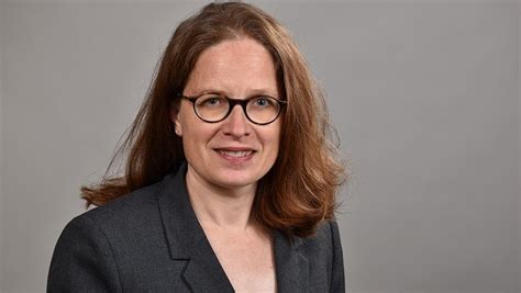 Prof Dr Tanja Sturm verstärkt Erziehungswissenschaft Newsroom