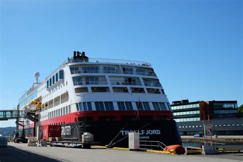 Une Croisi Re En Norv Ge Avec Hurtigruten Et Pourtant Elle Tourne