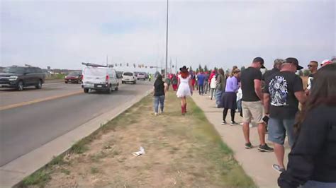 Attendees Line Up For Donald Trump Campaign Rally In Aurora News