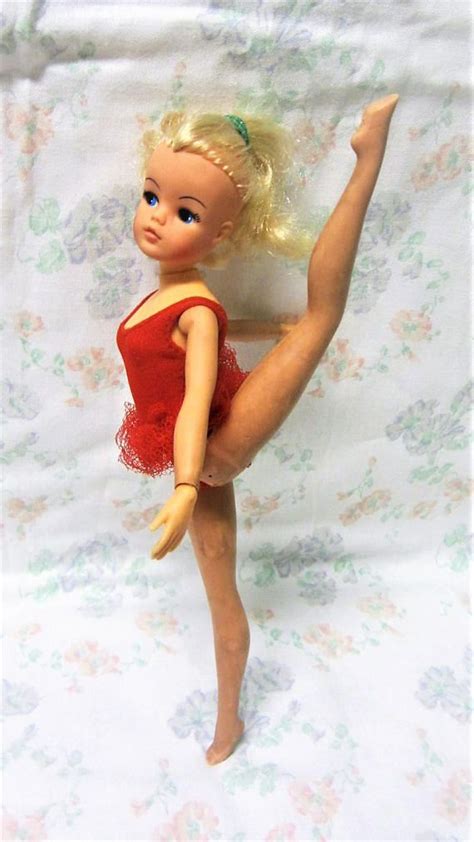 Sindy Ballerina Doll 1st Issue 2 Gen 1980s Sindy Doll With Etsy