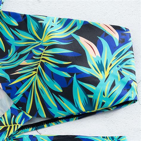 Conjunto De Bikini Sexy Con Tanga Halter Para Mujer Conjunto De Bikini Con Estampado Floral
