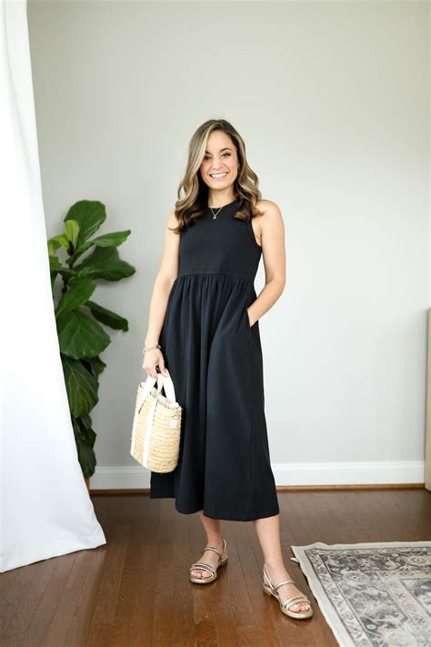 Casual Black Dress Outfit Ideas