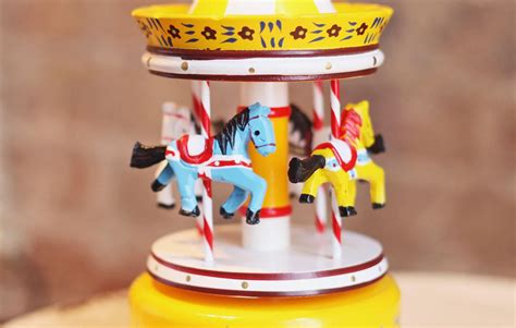 Carousel Music Box Talk To The Animals Yellow Loula And Deer