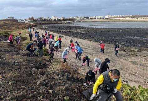 台電澎湖區認養海域辦理淨灘活動 響應「淨灘作環保，不分你、我、他」 澎湖e傳媒