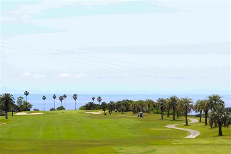 雨上がりの太平洋1番ホール⛳ ≪公式ページ≫kochi黒潮カントリークラブ