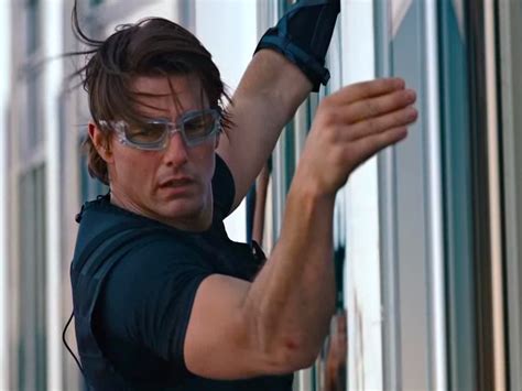 Tom Cruise injured performing stunts in London for 'Mission: Impossible ...