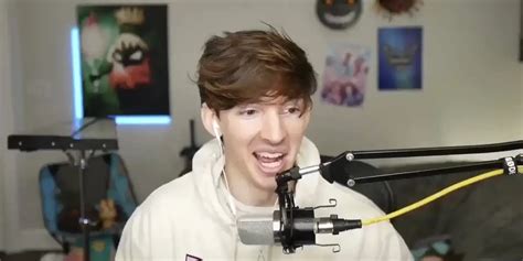 How much is AlbertsStuff‘s Net Worth as of 2023?