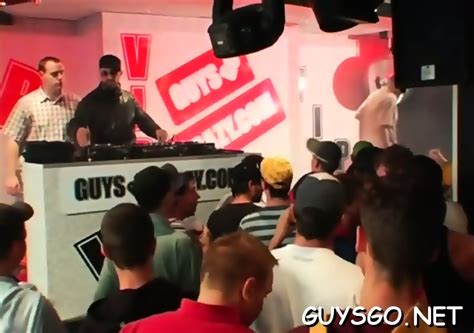 Amazing Sloppy Gay Blowjobs