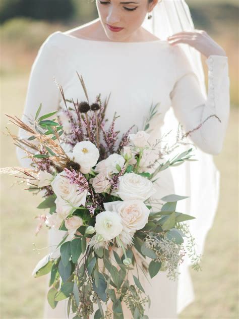 Simple White and Green Bouquet