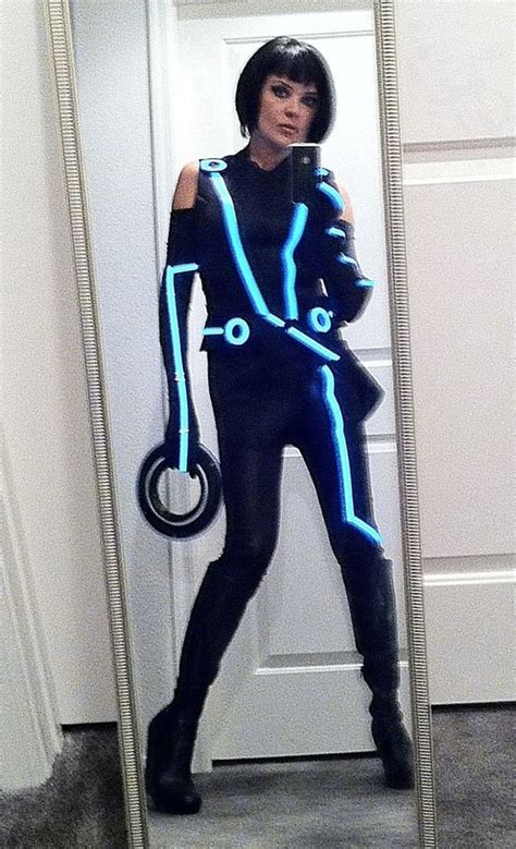 TRON Quorra – EL tape costume | Cosplay outfits, Tron costume, Led clothing