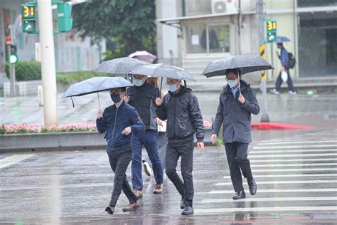 快訊／下班要注意！2地區發「豪雨特報」 雨彈狂轟16縣市 生活 Nownews今日新聞