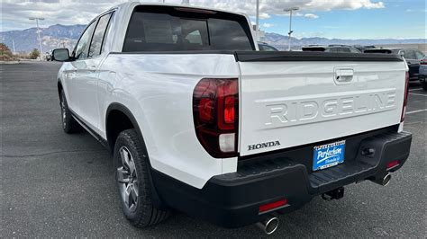 2024 Honda Ridgeline RTL Brown Interior Platinum White Pearl