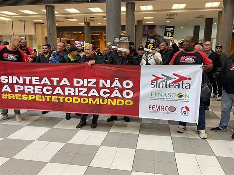 Manifestação no Aeroporto de Congonhas Sinteata denuncia desrespeito