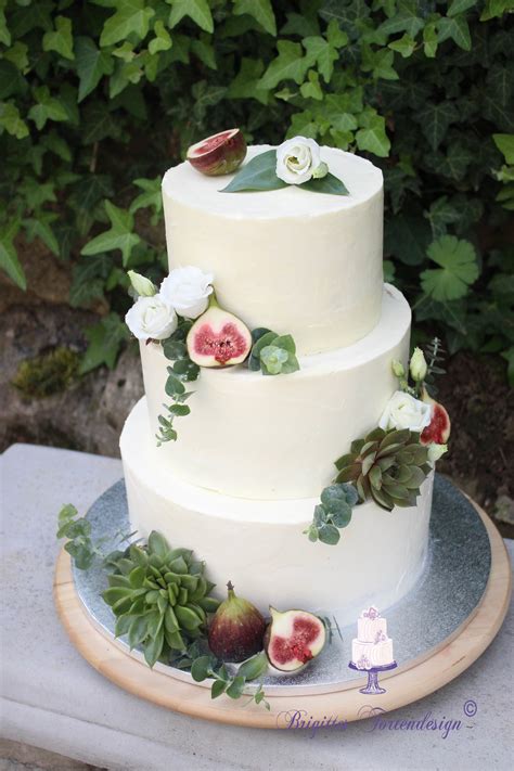 Hochzeitstorte Naked Cake Mit Sukkulenten Und Eukalyptus Brigittes