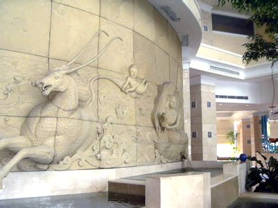 Nude Farangs Thai Transvestites A Typical Weekend In Pattaya Brain Farts