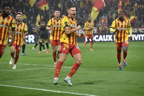 Le RC Lens dans les 11 équipes à 100 au pénalty en Ligue 1 Lensois