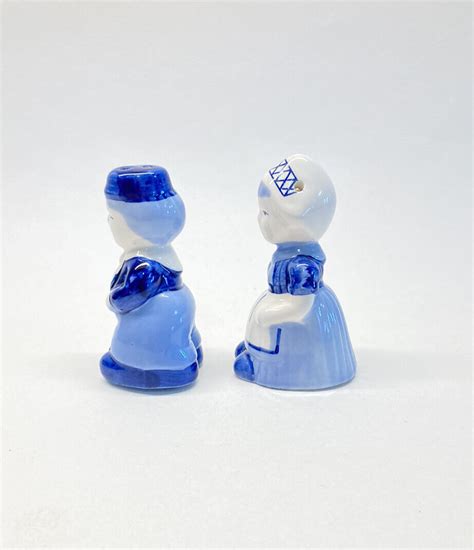 Mavin Vintage Delft Blue Dutch Man Woman Salt Pepper Shakers Holland