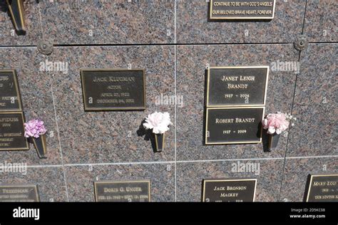 Allen Ludden Grave - Ludden died in los angeles on june 9, 1981, at age 63.