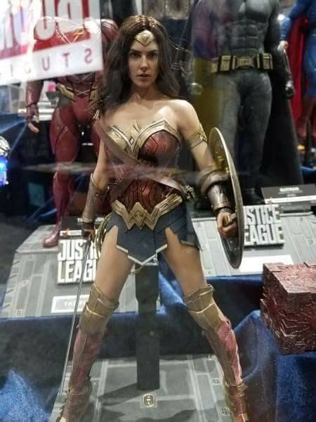 Hot Toys Justice League Sdcc Toys Zone D Figures Price