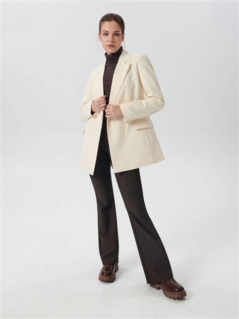 Blazer With Pockets Color Nude Sinsay O X