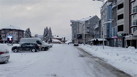 Na putevima u Srbiji do 10 centimetara snega Četiri deonice neprohodne