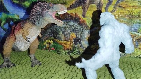 Feathered Tyrannosaurus Rex Vs Yeti Youtube