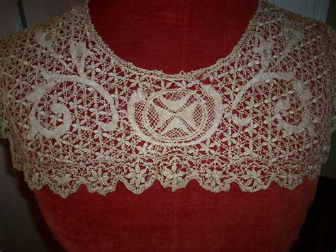 Breathtaking Collar 1800s Antique Lace Maltese Lace Ivory Etsy