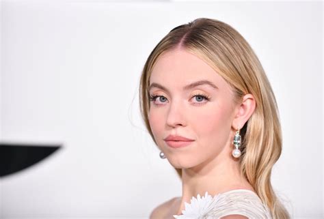 Euphoria Sydney Sweeney Wanted To Tap Into The Discomfort Of Her Sex