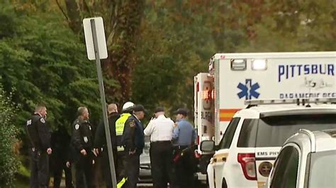 Pittsburgh Synagogue Shooting Leaves 11 Dead And 6 Wounded Suspect Hit