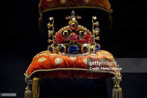 Bohemian Crown Photos and Premium High Res Pictures - Getty Images