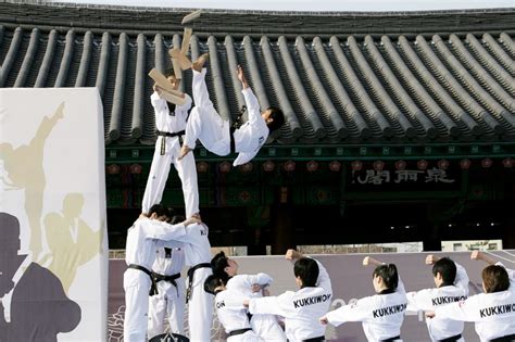 Here S The Story Behind That Viral High Kicking Taekwondo Video ABC News