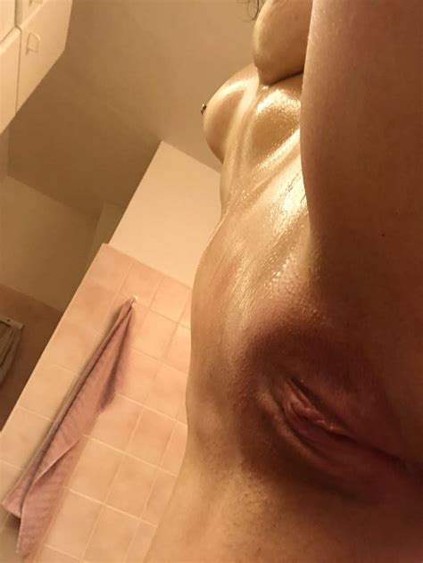 Now Look At That Awesome All Hairless Cunt It Makes Me Wet Just Looking At It Porn Pic