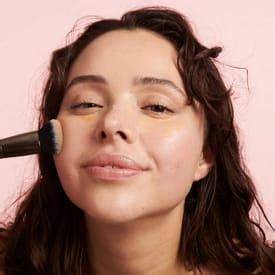 Køb True Match Nude Plumping Tinted Serum Light fra L Oréal Paris Matas