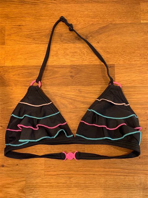 Se produkter som liknar Bikini överdel Lindex stl på Tradera