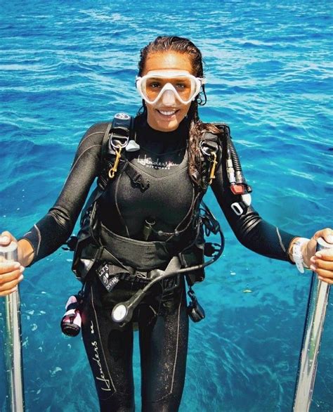 Womens Wetsuit Diving Suit Scuba Diver Sport Girl Snorkeling