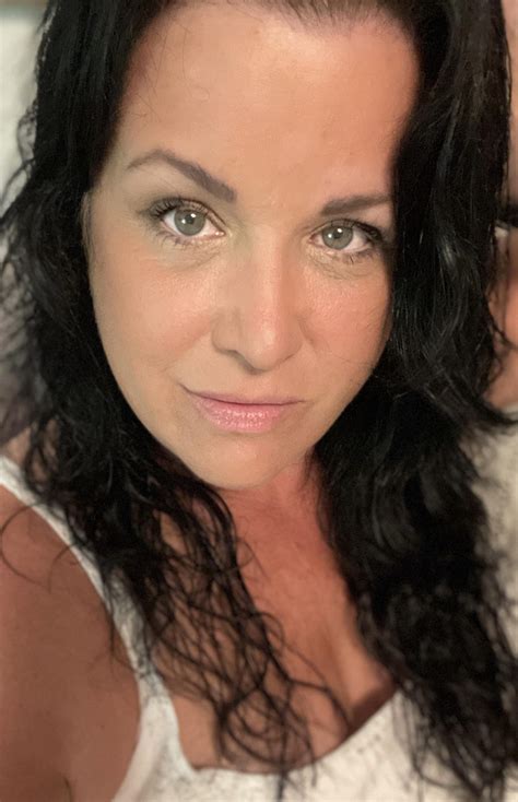 7568 Best Hot Milf Images On Pholder Hot Moms Milf And Maturemilf