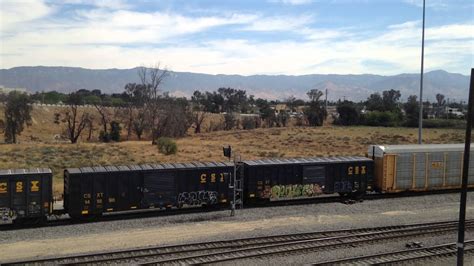 UP 8897 Leads Westbound Manifest Train Arrving West Colton Yard YouTube