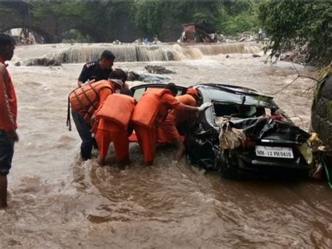 Maharashtra 18 Dead 7 Missing As Heavy Rains Flood Wreak Havoc In Pune