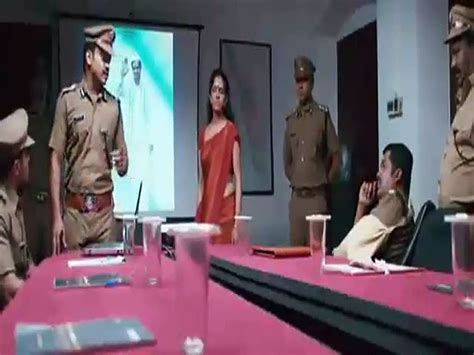 Malayalam Actress Aparna Nair Hot Navel