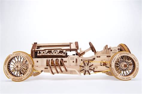 U 9 GRAND PRIX UGEARS UG0686