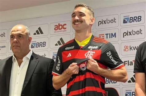 Léo Ortiz Se Declara Ao Flamengo Maior Do Brasil