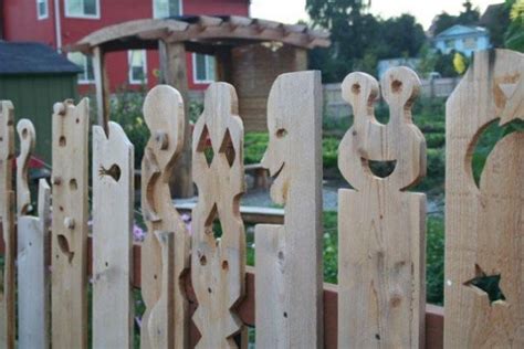 15 Creative And Inspiring Garden Fence Ideas Home And Gardening Ideas