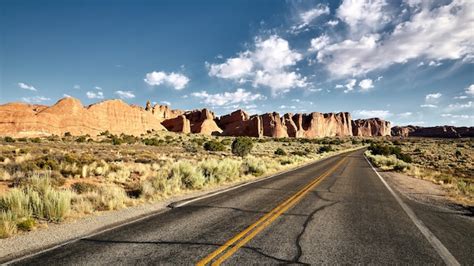 Free Photo | Beautiful scenery of a highway in a canyon landscape in Arches National Park, Utah ...