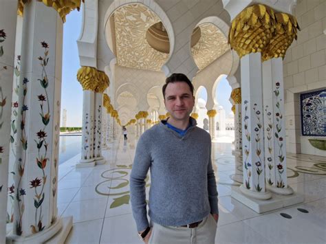 Cu Ce Se Ntoarce Ministrul Sebastian Burduja Din Doha I Abu Dhabi Un