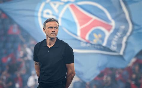 Psg Dans Lintimité De La Nouvelle Vie De Luis Enrique De Poissy à