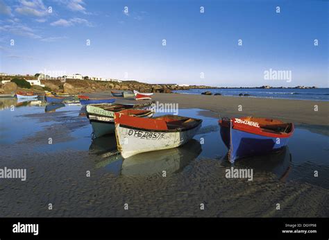 Fishing Boats On White Hi Res Stock Photography And Images Alamy