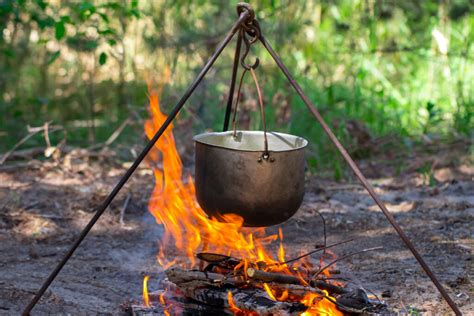 5 Best Campfire Tripods for Cooking (1 is Free)