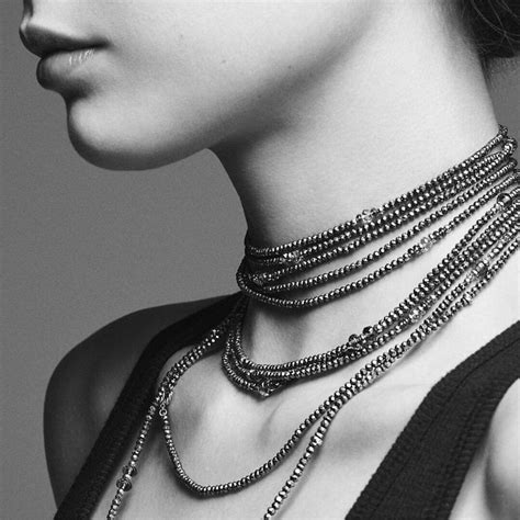 Pin By Sarah Frosch On Jewels Simple Jewelry Choker Necklace Necklace