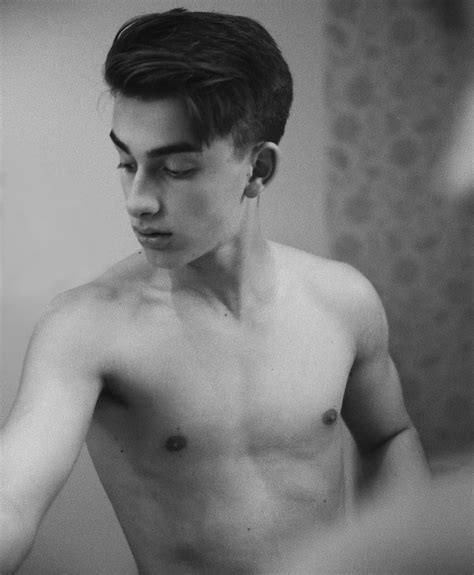 𝘑𝘰𝘩𝘯𝘯𝘺 In 2020 Johnny Orlando Shirtless Johnny Jonny Orlando