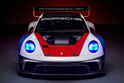 專屬設計、最優性能，不受賽規限制！全球限量77輛：全新porsche 911 Gt3 R Rennsport Carstuff 人車事